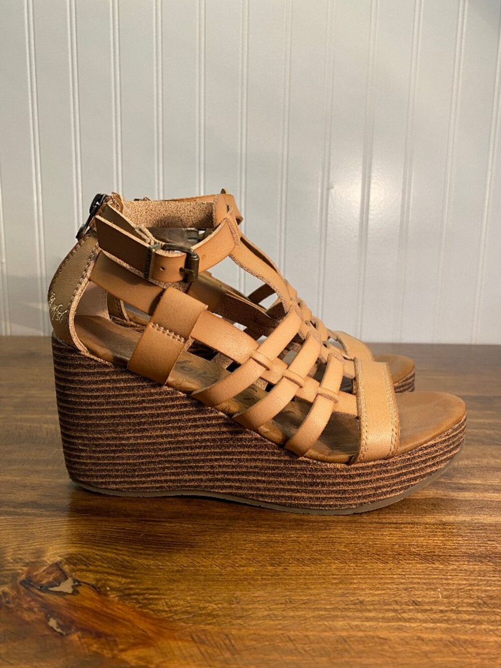 Blowfish Malibu - Tan Gladiator Wedge Sandals Strappy Platform - Size 6.5